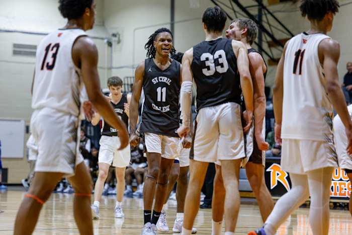 Webster Groves Missouri Mount Carmel Illinois boys basketball December 16 2023 Nate Latsch 25012